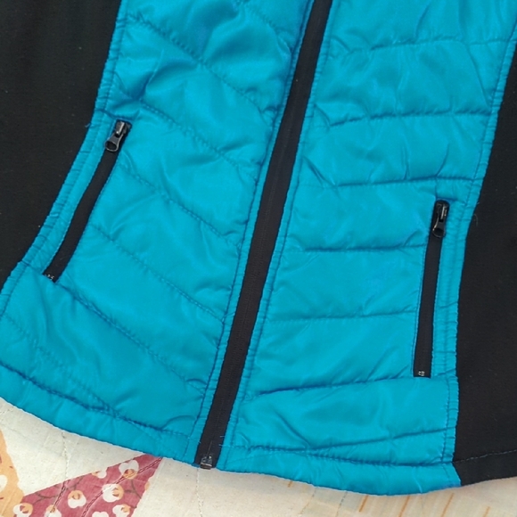 Exertek Quilted Blue and Black Athletic Vest - Picture 3 of 9